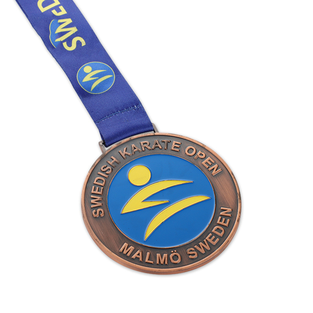 Bronce Karate Oro Judo Plata Gimnasia Servicio Humanitario Medalla de Plata Béisbol