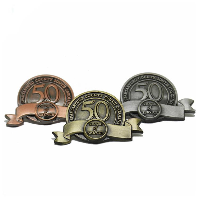 Pin de solapa de metal antiguo de aniversario 3D