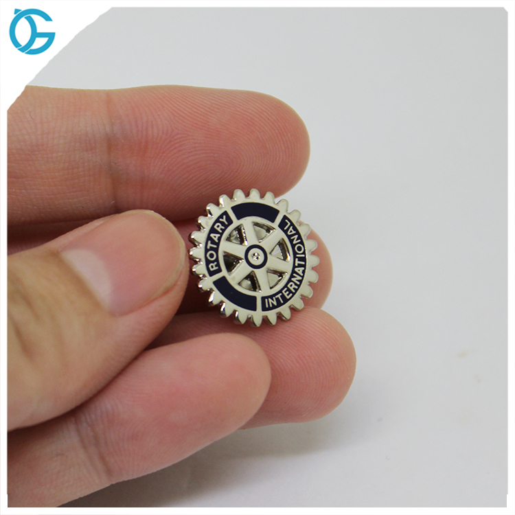 Pin giratorio de esmalte duro personalizado de metal plateado