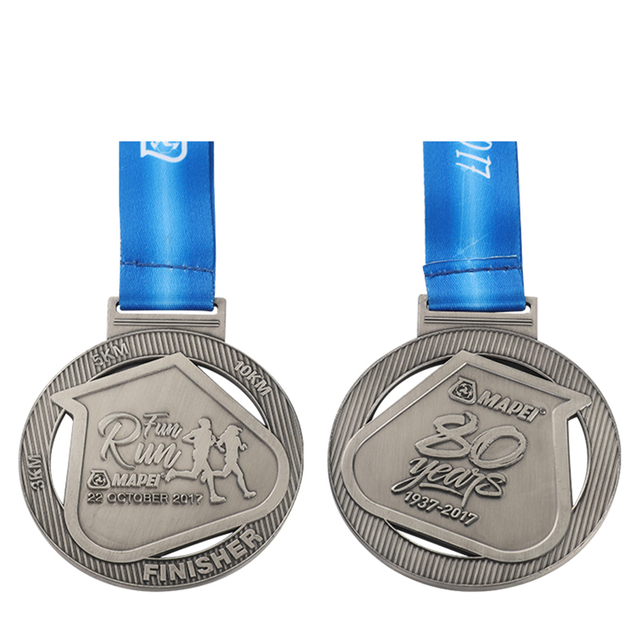 Medallas de carrera divertidas personalizadas al mejor finalizador 5K hechas a medida