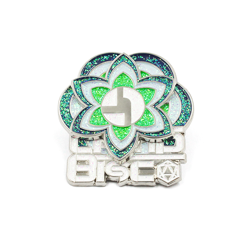 Sin insignia mínima Pin de solapa de esmalte duro personalizado