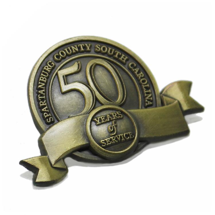 Pin de solapa de metal antiguo de aniversario 3D