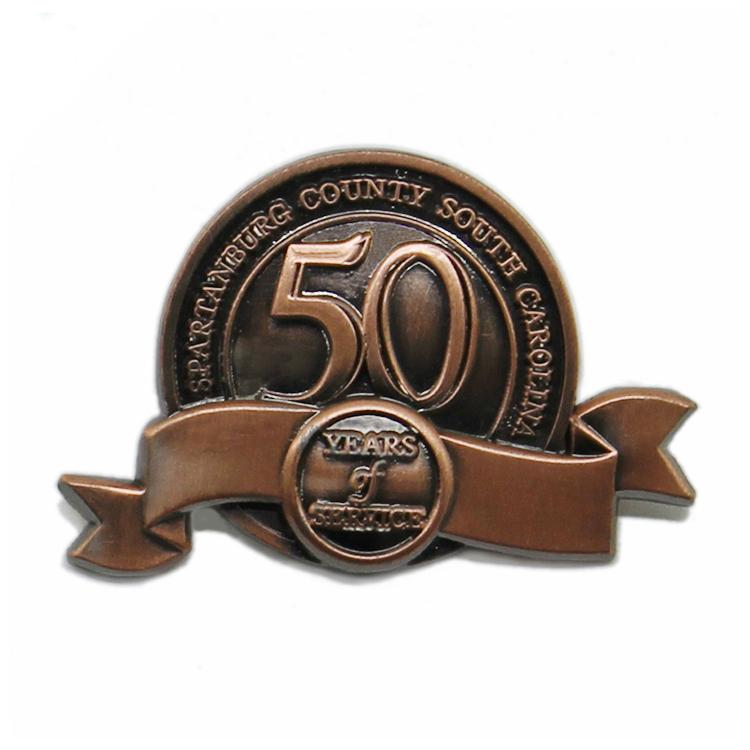 Pin de solapa de metal antiguo de aniversario 3D